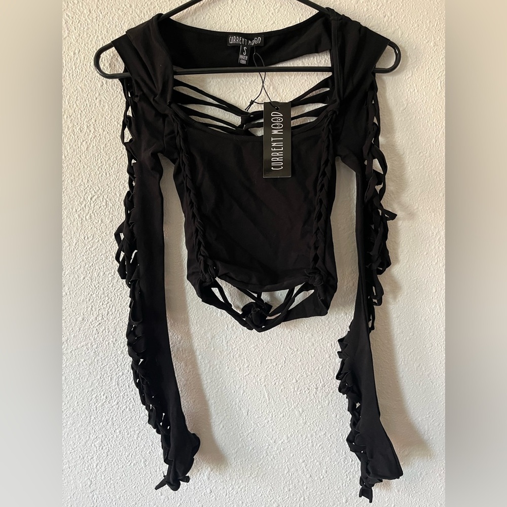 Slashed sleeve top